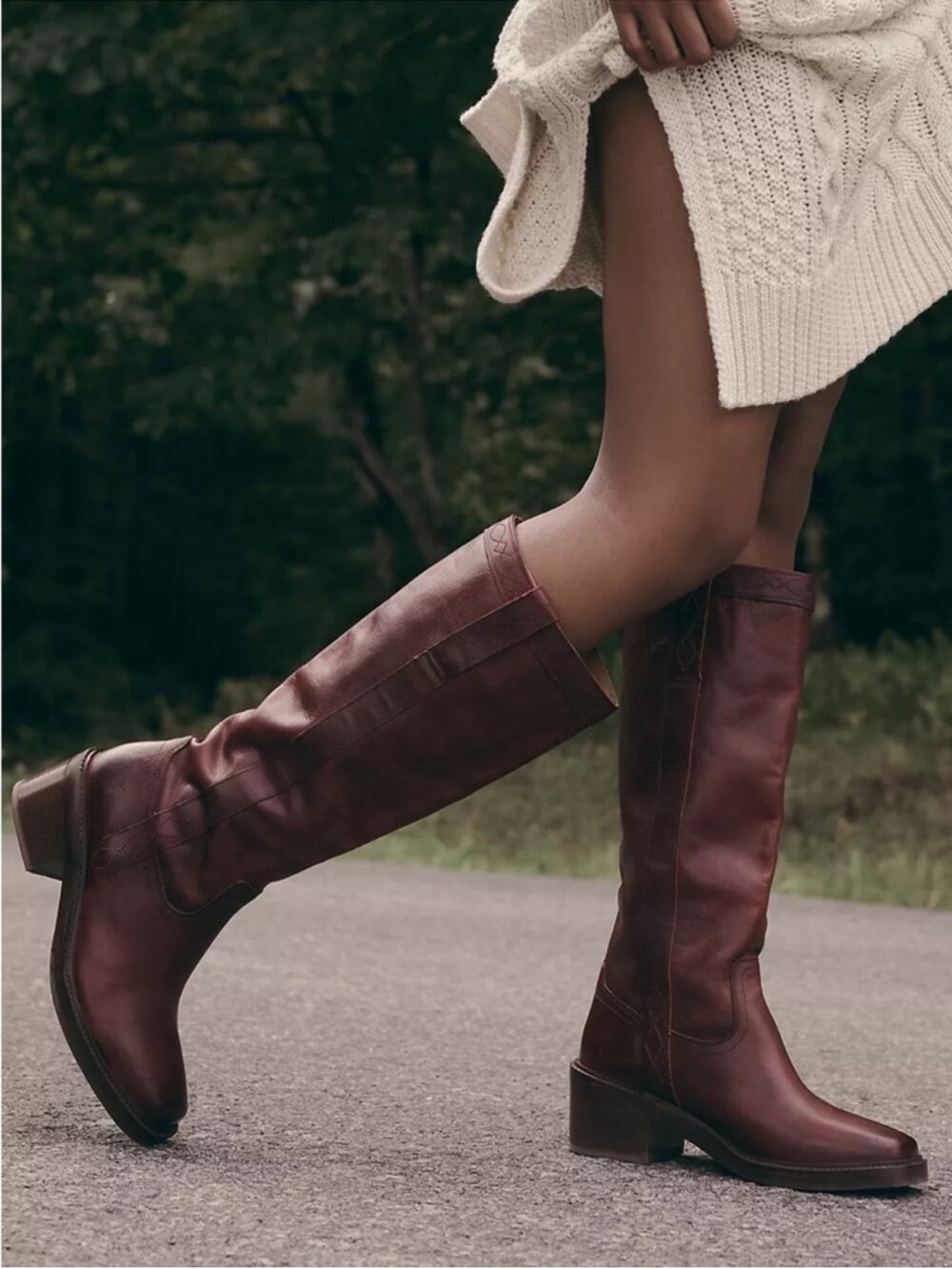 Frye Kate Pull On Boot Size 8.5 New with Bag